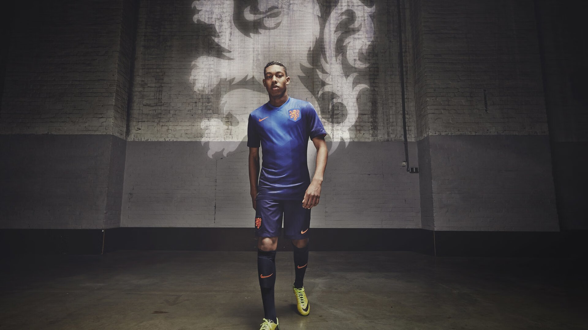 阿圭罗，横跨两大洲的胜负手—当智利足球的狂想曲遇上拉齐奥的蓝调