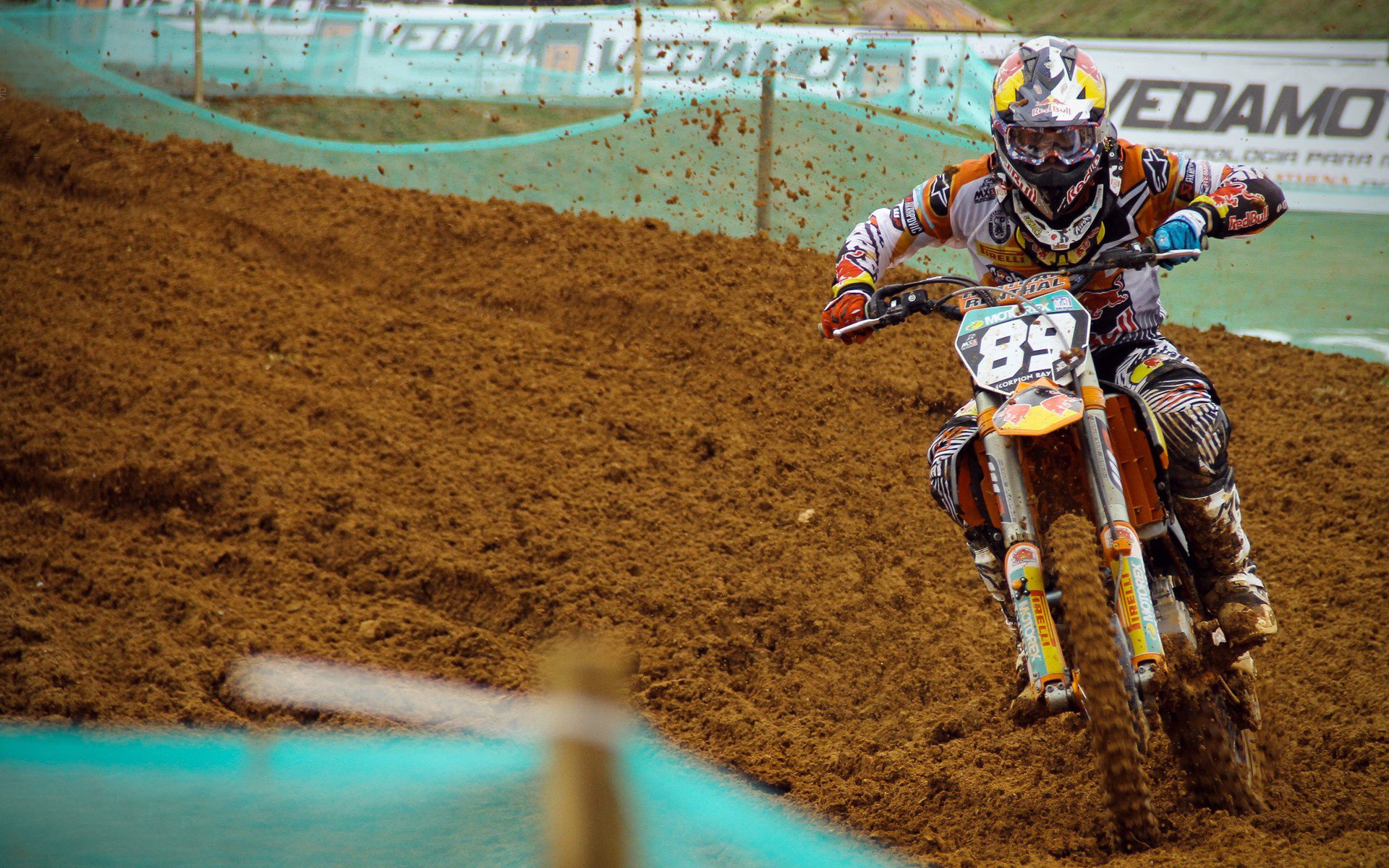 世界排名争夺战之夜，霍勒迪冠军级表现改写格局