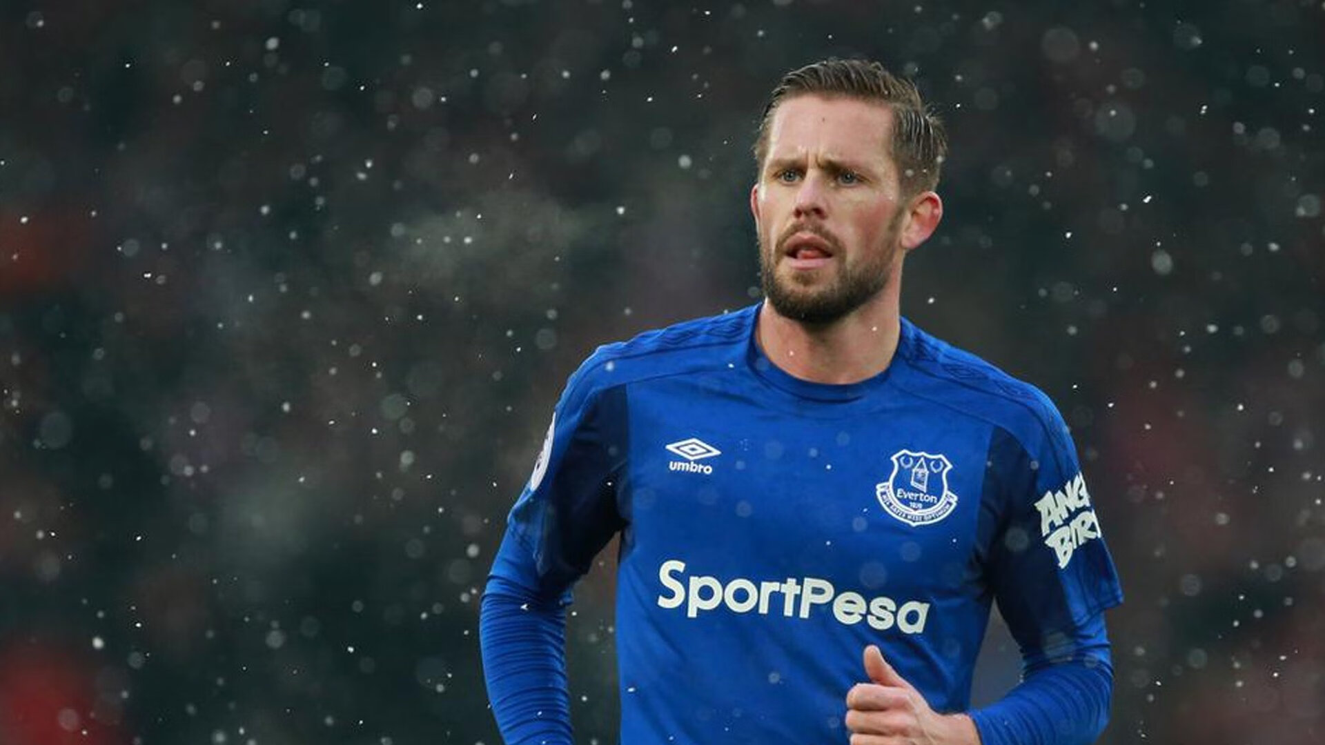 关键时刻马克西挺身而出，广厦队狂胜上海队展现统治力